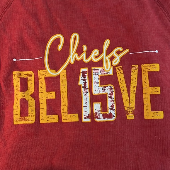 Kansas City Chiefs sweatshirt Patrick Mahomes “Bel15ve” - Picture 2 of 4